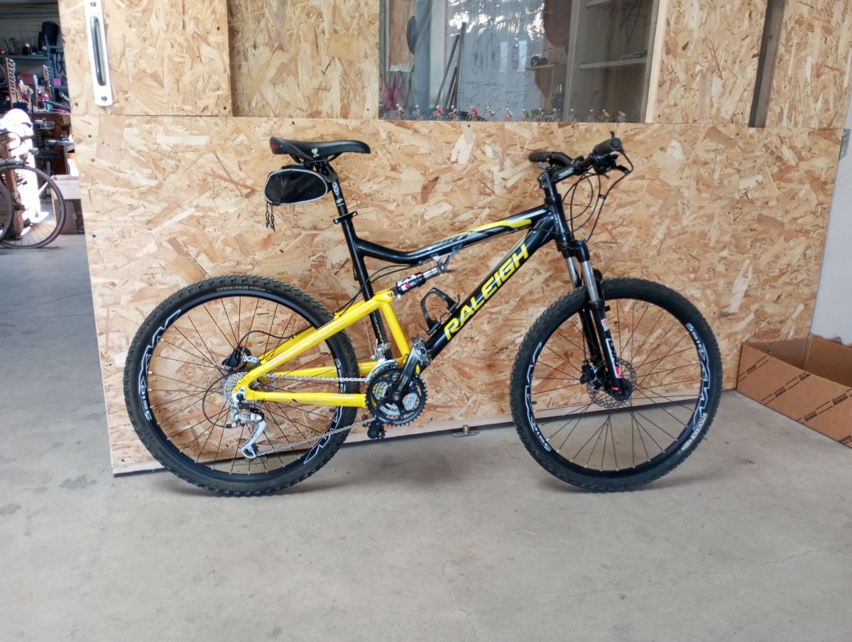VTT RALEIGH 26 pouces ESNOV